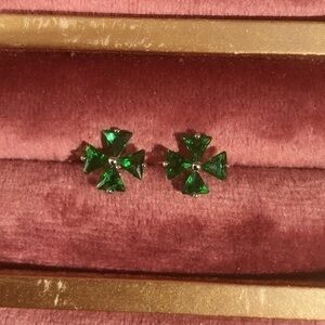 S925 Green zircon four leaf earrings